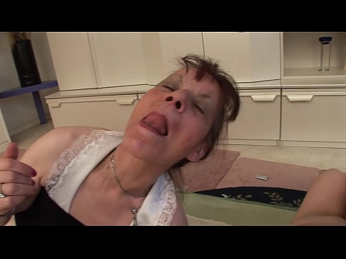 ❤️ To bestemødre og en bestefar har en trekant ❤❌ Pornovideo ved no.befuck-net.ru ﹏