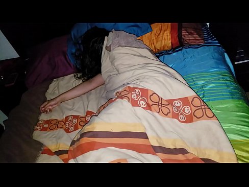❤️ Stesønn skjelter ut sin unge stemor mens hun sover. ❤❌ Pornovideo ved no.befuck-net.ru ﹏